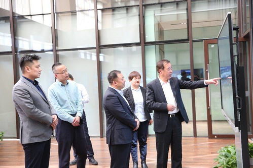 深化行業(yè)協(xié)同，共謀發(fā)展新篇 分享通信集團(tuán)拜會(huì)中國(guó)鐵塔董事長(zhǎng)